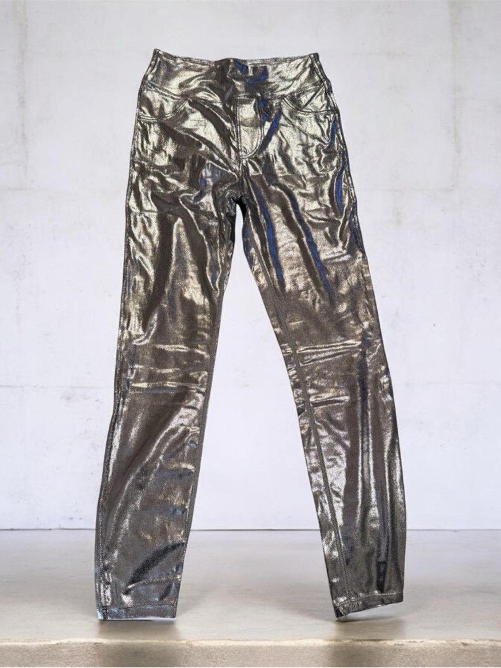 HALARA Silver Metallic Leggings